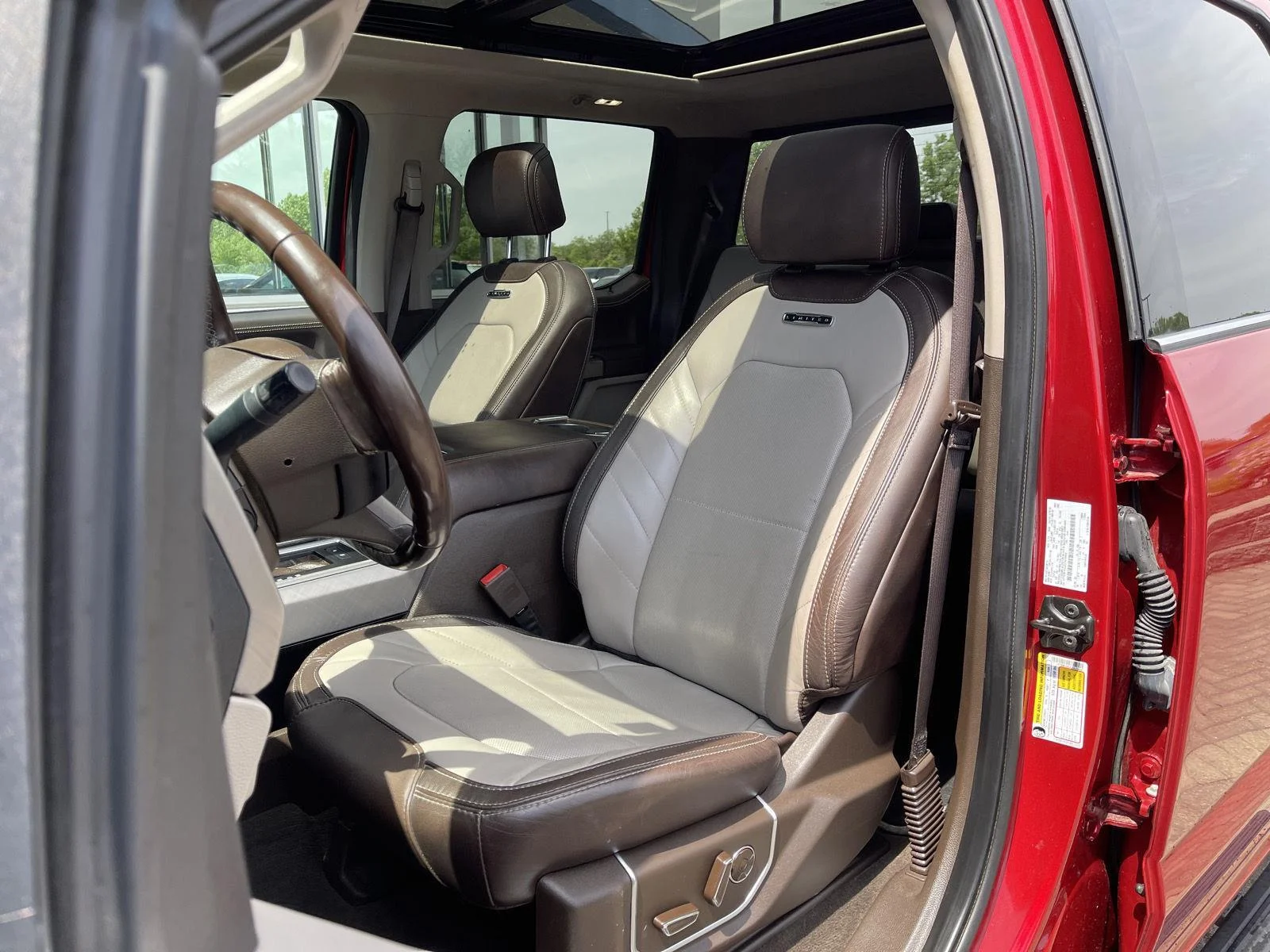 Used 2020 Rapid Red Metallic Tinted Clearcoat Ford Limited image 15