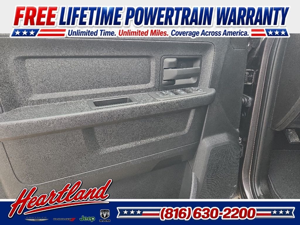 New 2026 Granite Crystal Metallic Clear-Coat Exterior Paint RAM Tradesman image 36