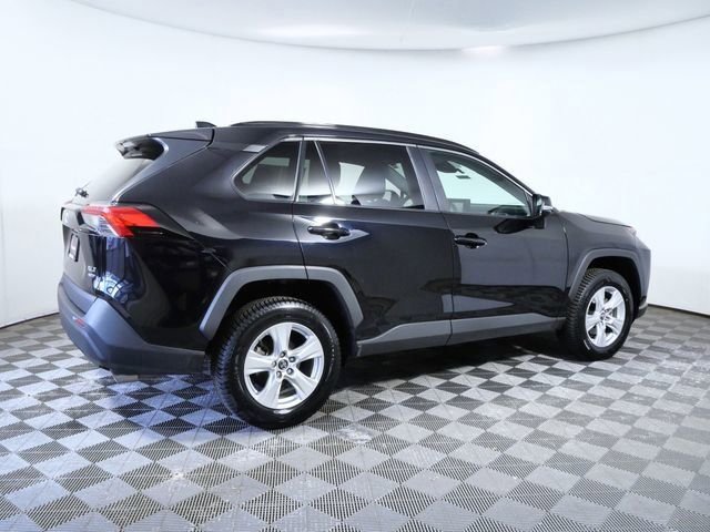 Used 2020 Black Toyota XLE image 8