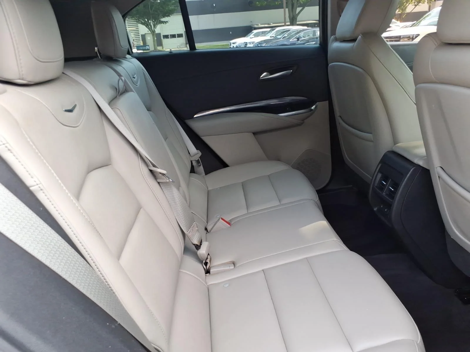 Used 2023 Crystal White Tricoat Cadillac AWD Luxury image 25