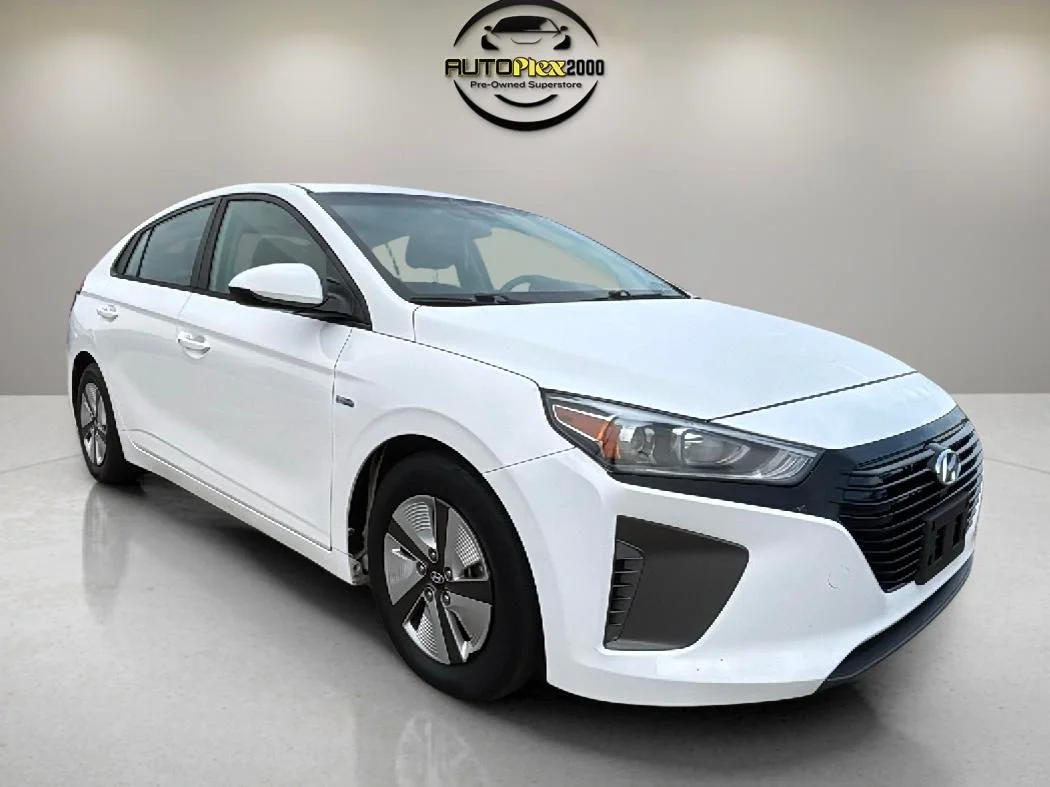 2018 Hyundai Ioniq 1.6 Blue Hybrid DCT's photo