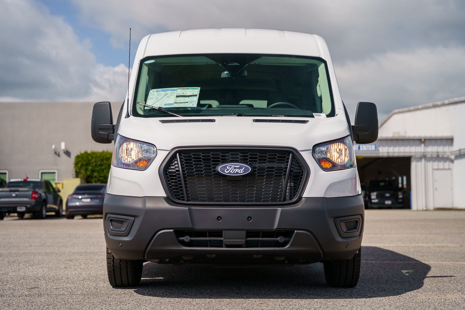 New 2026 Oxford White Ford Passenger Van XL image 2
