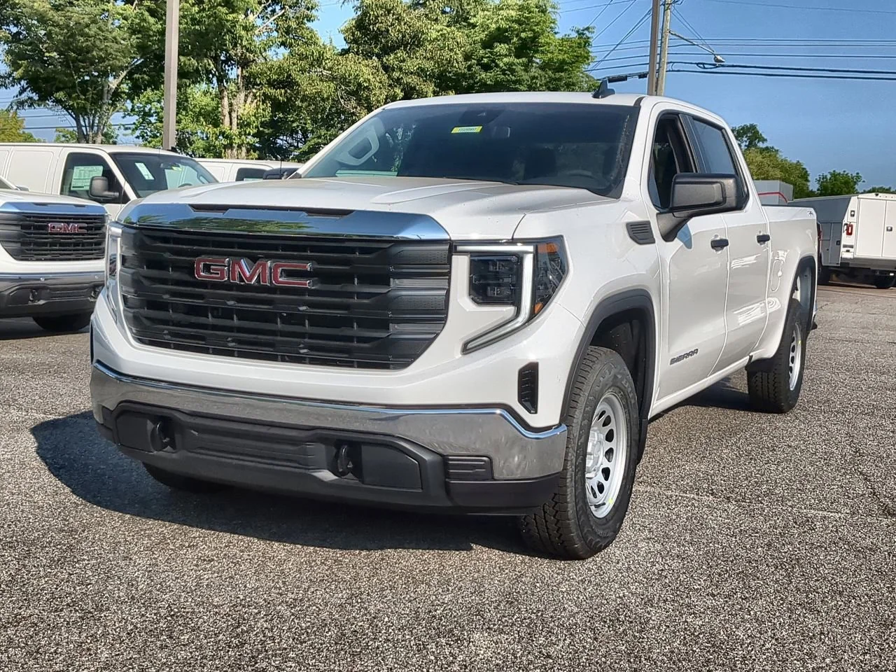 New 2026 Summit White GMC Pro image 4