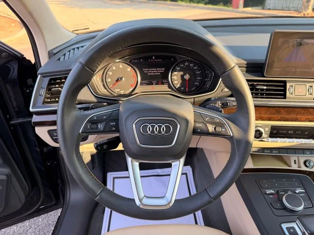 Used 2019 Moonlight Blue Audi 2.0T Premium image 14