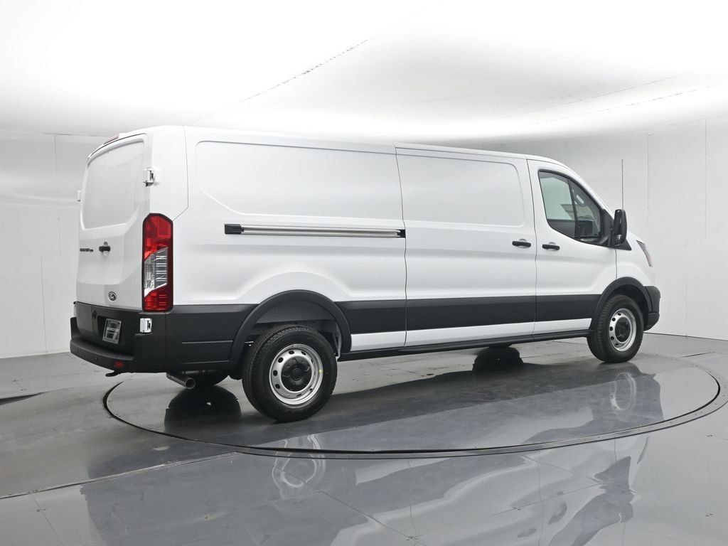 New 2026 Oxford White Ford Base image 25