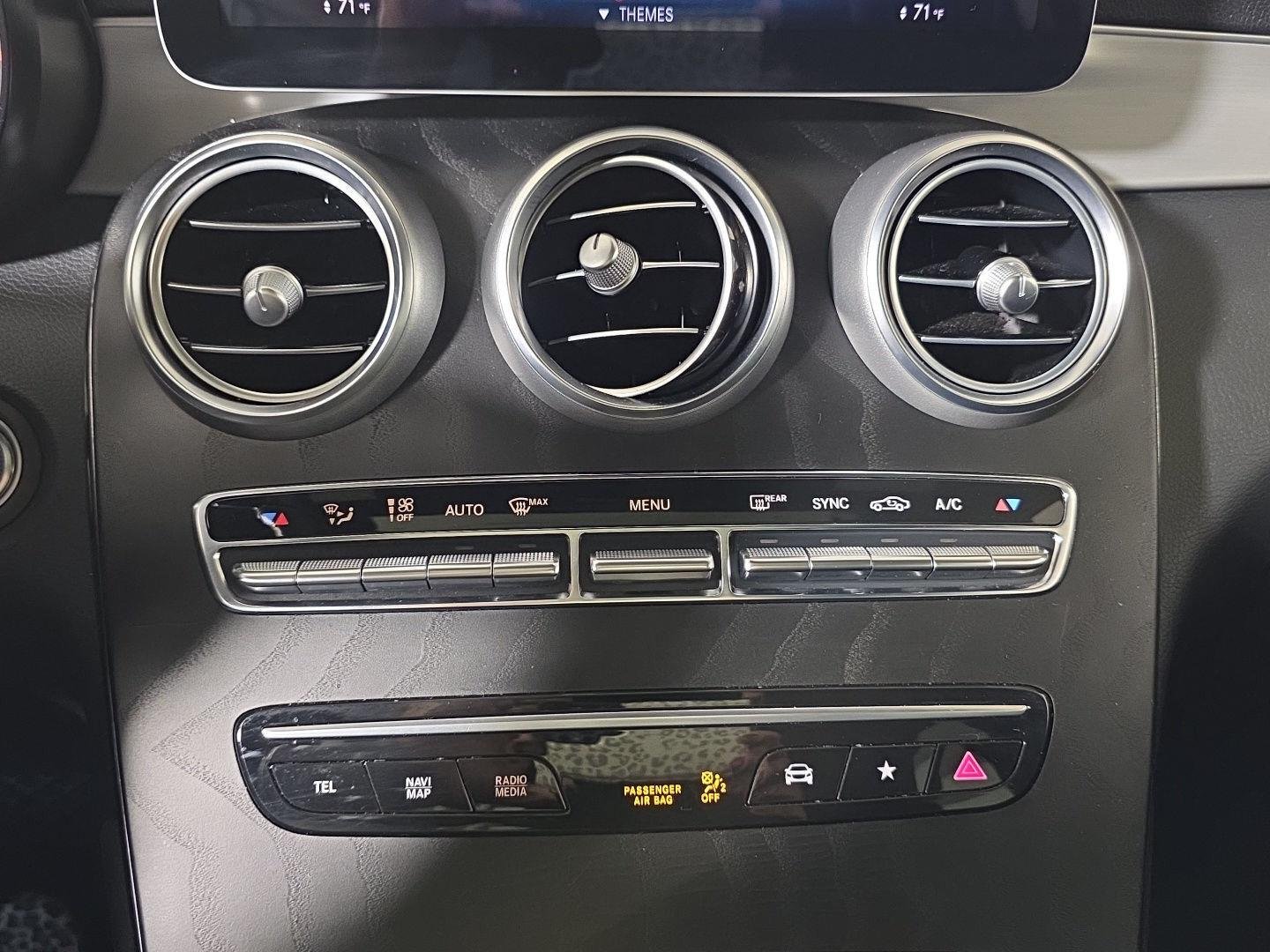Used 2022 Polar White Mercedes-Benz GLC 300 image 19