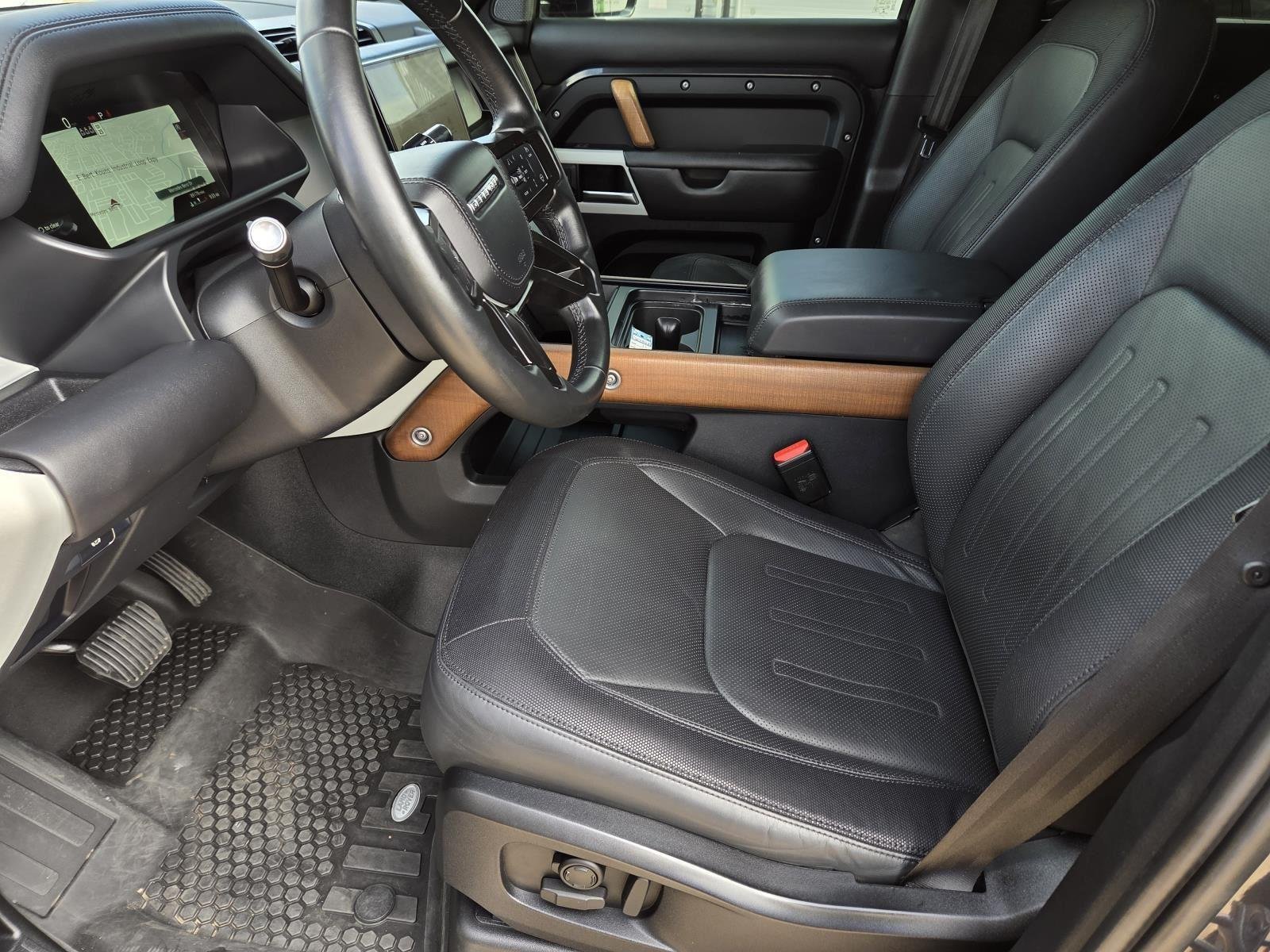 Used 2022 Carpathian Grey Premium Metallic Land Rover X-Dynamic image 32