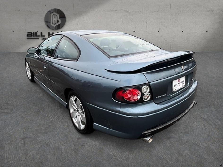 Used 2006 Gray Pontiac Base image 9