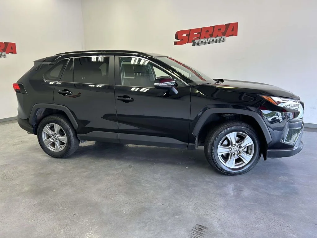 Used 2025 Black Toyota XLE image 2
