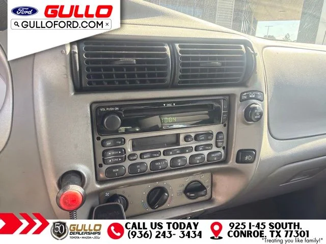 Used 2003 Cloud 9 White Clearcoat Ford XLT image 9