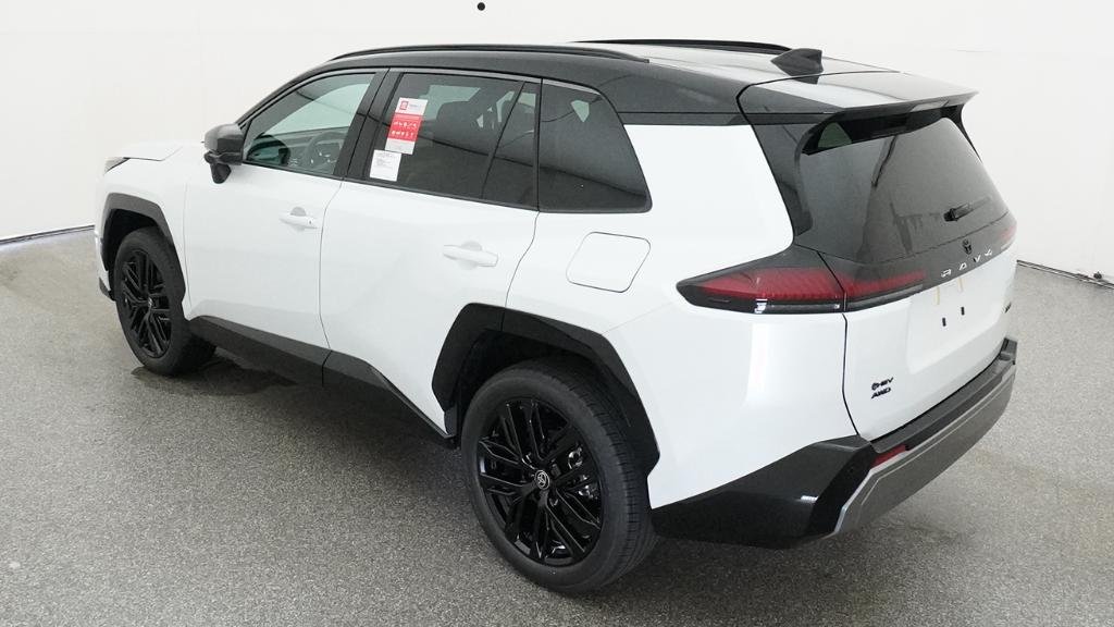 New 2026 Wind Chill Pearl with Midnight Black Metallic roof Toyota XSE image 15