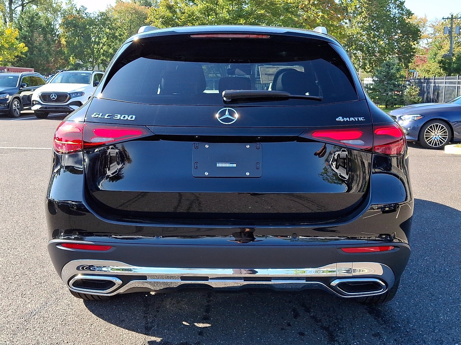 New 2027 Black Mercedes-Benz GLC 300 image 5
