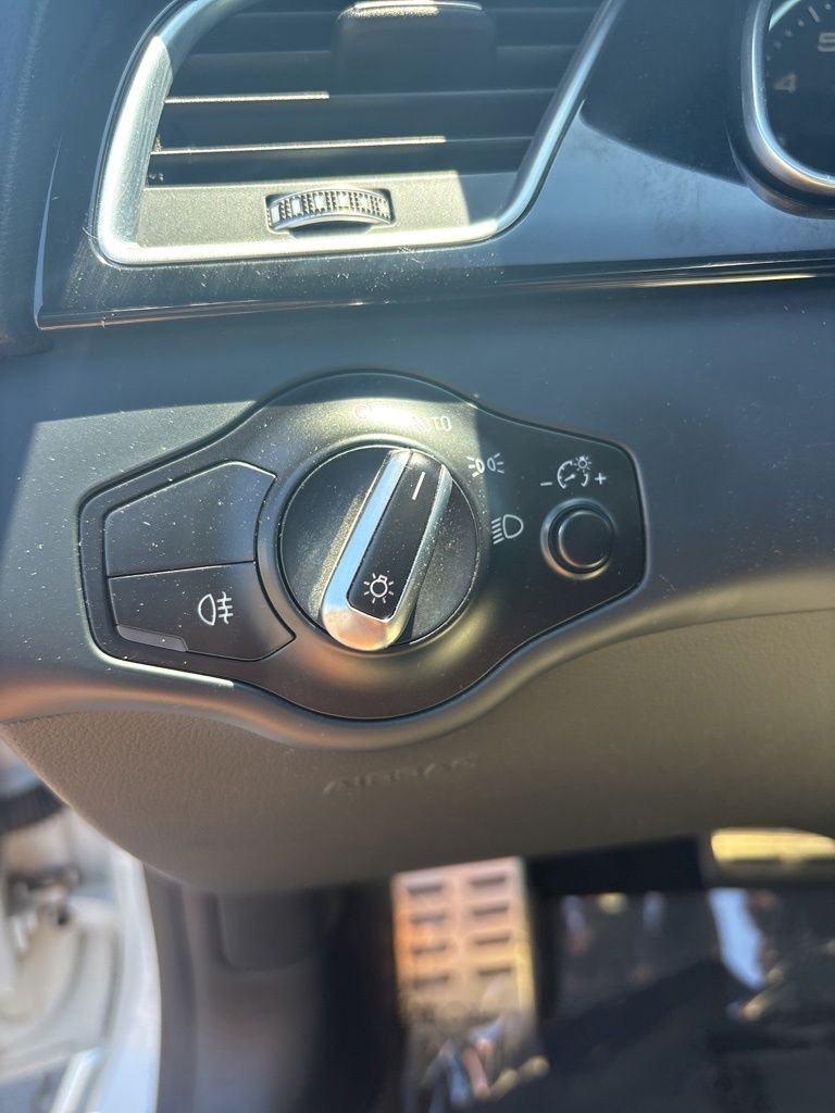 Used 2015 Ibis White Audi 4.2 image 15