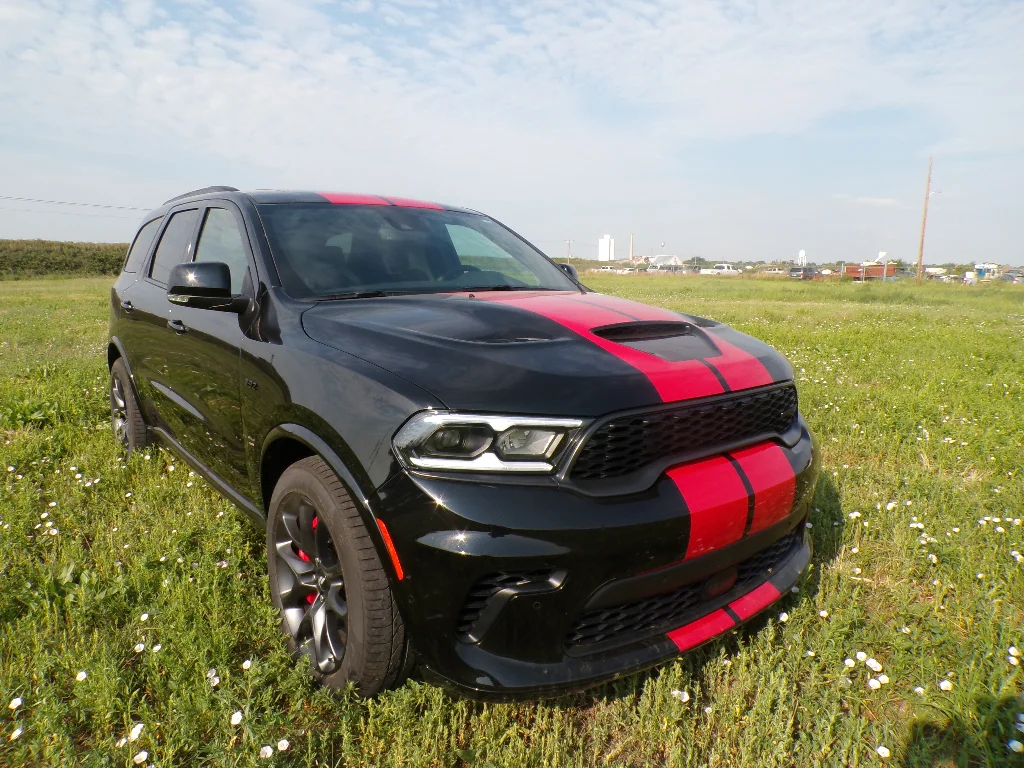 New 2026 Diamond Black Clear-Coat Exterior Paint Dodge R/T 392 Premium image 13