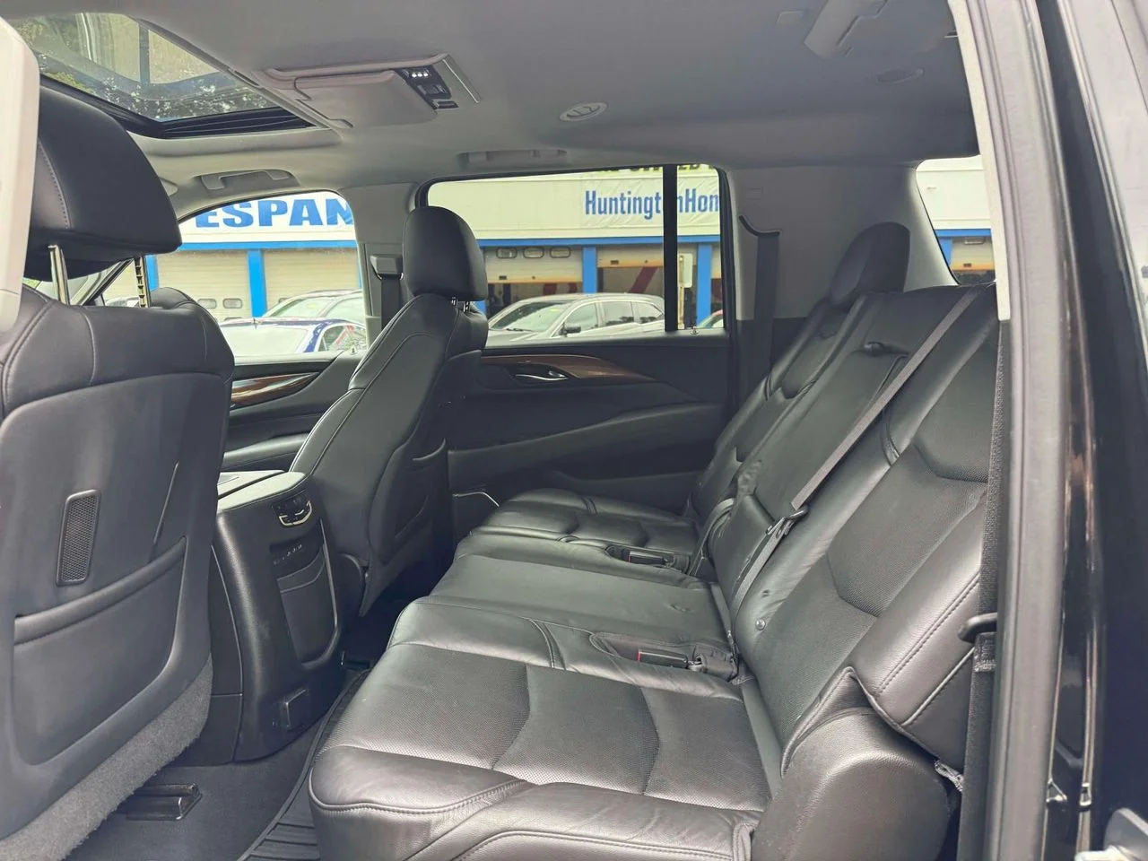 Used 2018 Black Raven Cadillac Luxury image 17