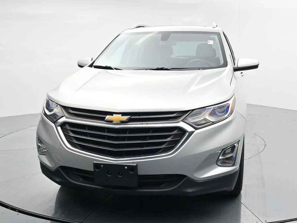 Used 2018 Silver Chevrolet LT image 2