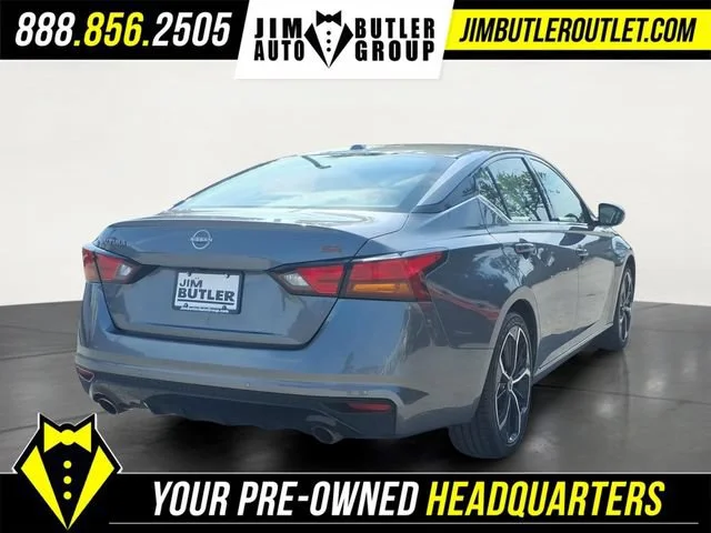 Used 2024  Nissan 2.5 SR image 24