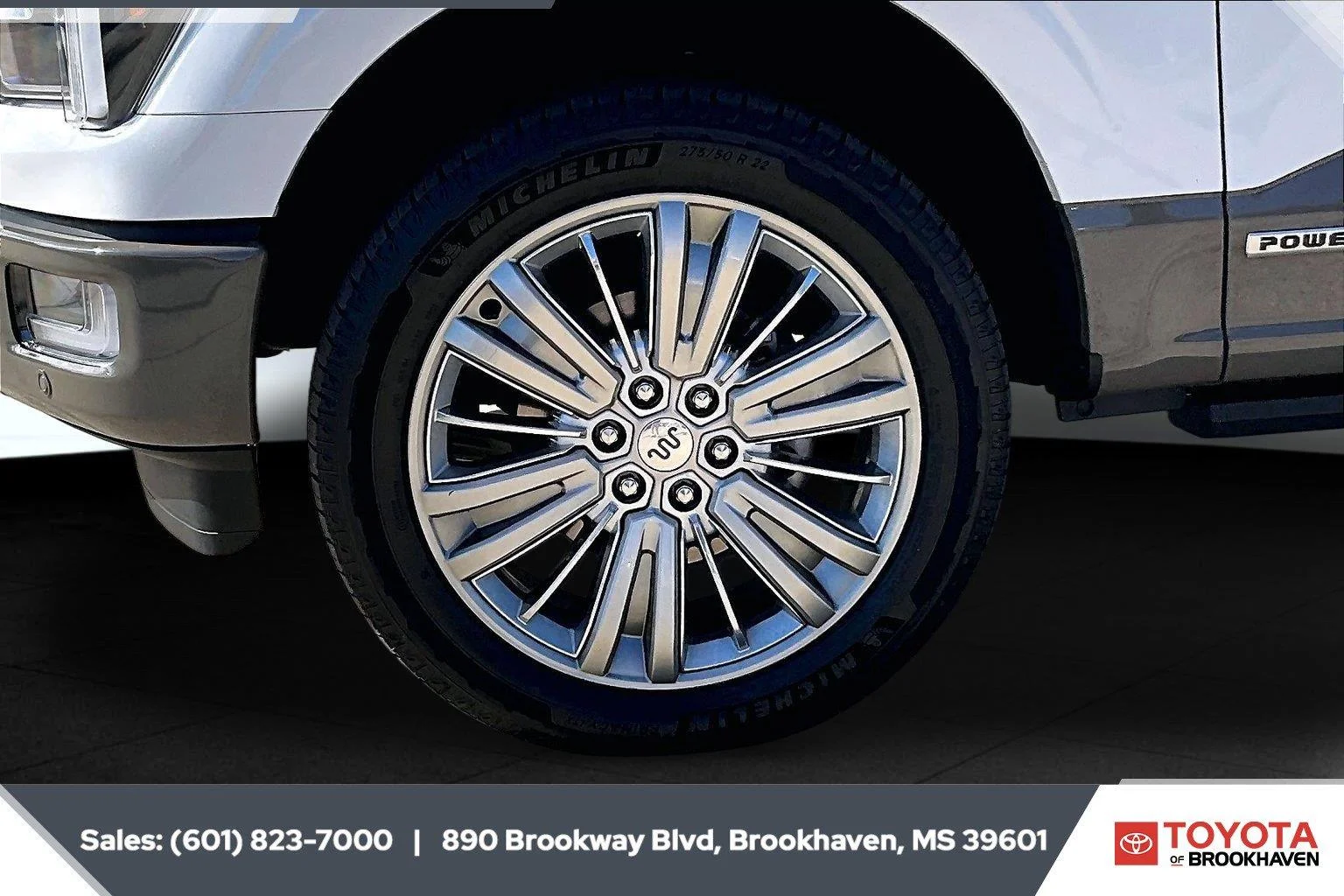 Used 2025 Star White Metallic Tri-Coat/Marsh Gray Ford King Ranch image 7