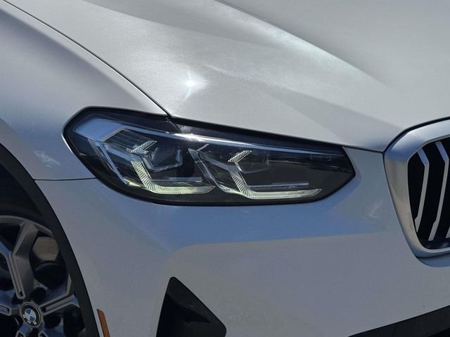 Used 2023 White BMW xDrive30i image 15