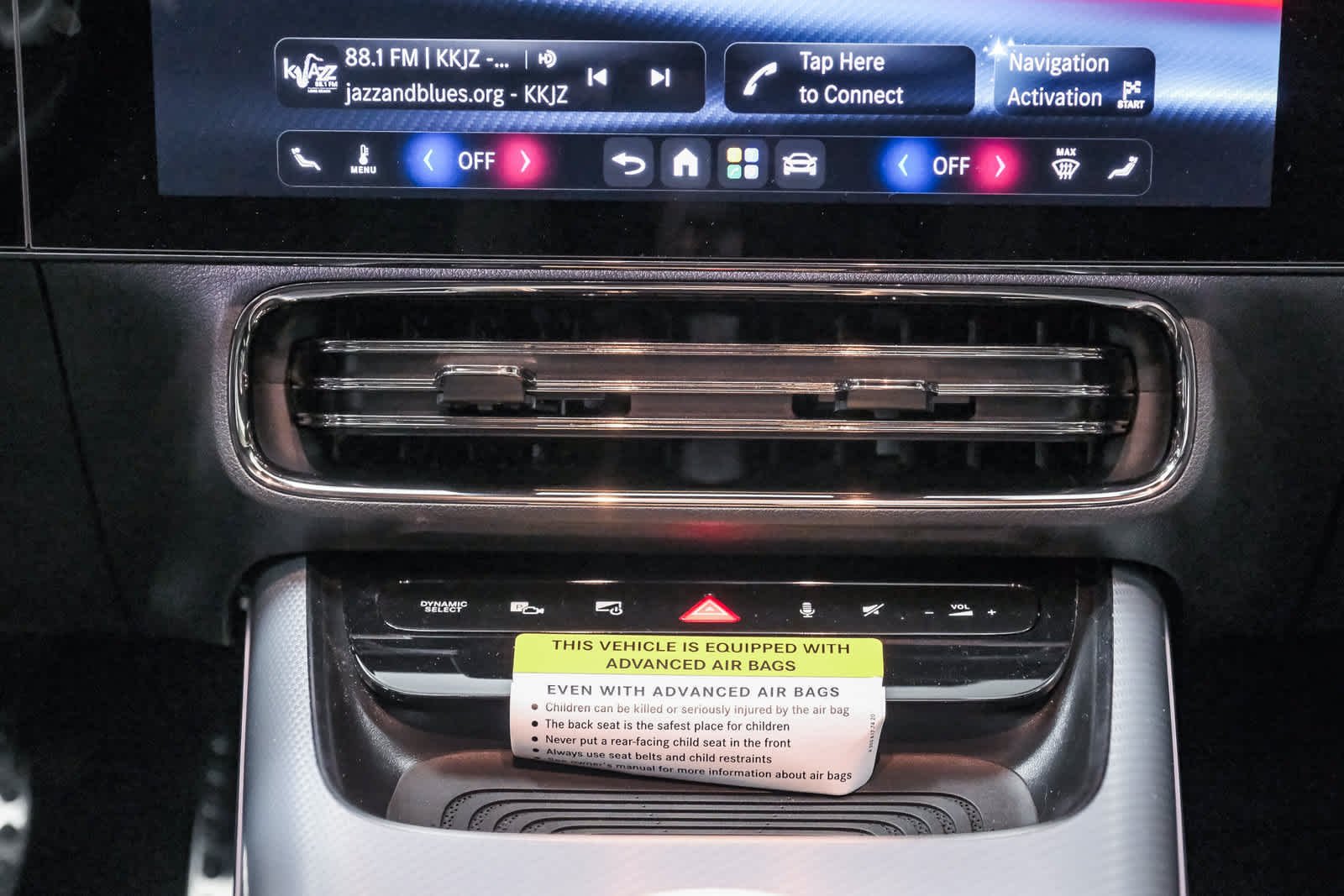 New 2027 MANUFAKTUR Alpine Grey Mercedes-Benz CLA 350 image 12