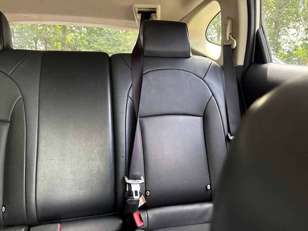 Used 2012 Silver Nissan SL image 14
