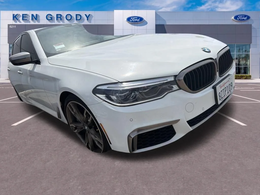 2018 BMW 5 Series M550i xDrive Sedan's photo