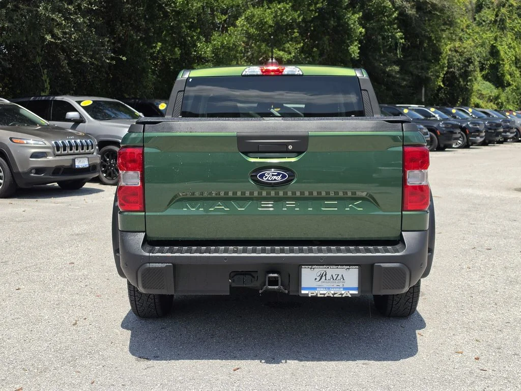 Used 2025 Green Ford XLT image 5