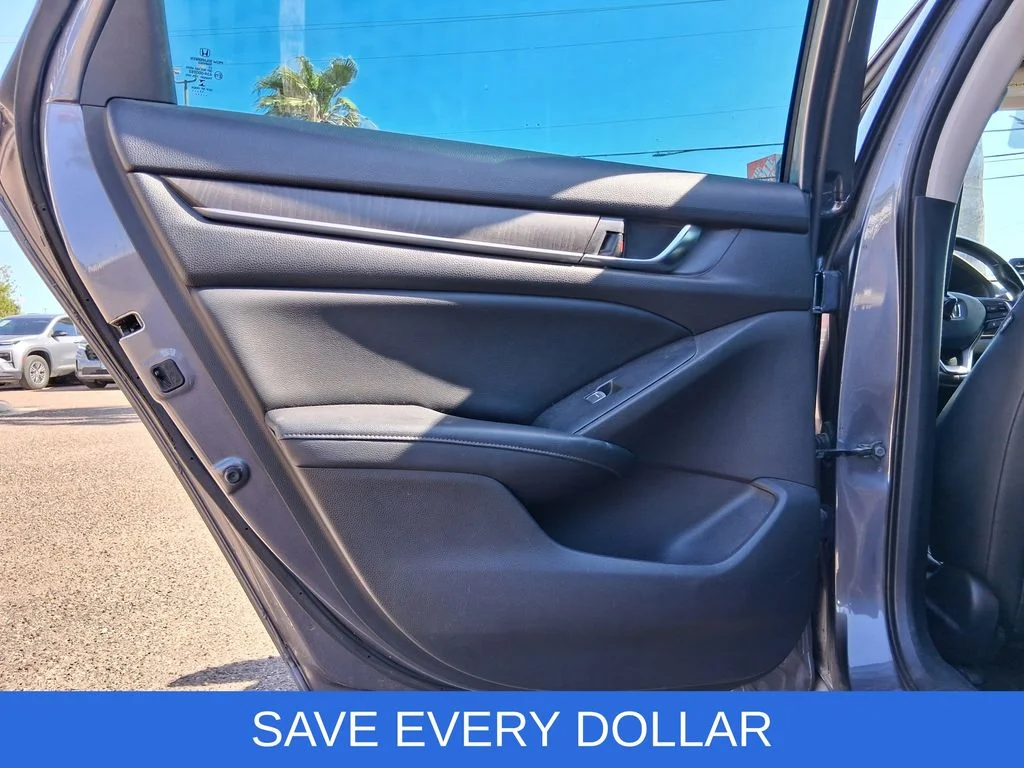 Used 2018 Gray Honda EX-L image 15