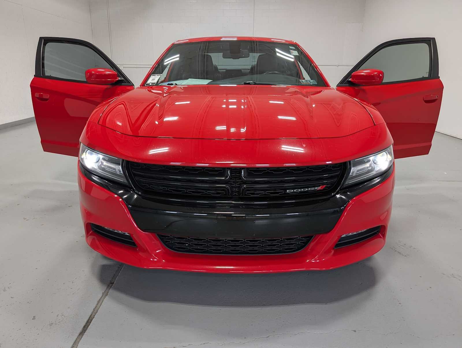 Used 2018 Torred Clearcoat Dodge GT image 15