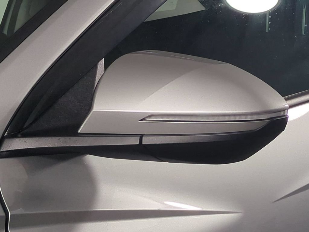Used 2023 Silver Hyundai SEL image 12