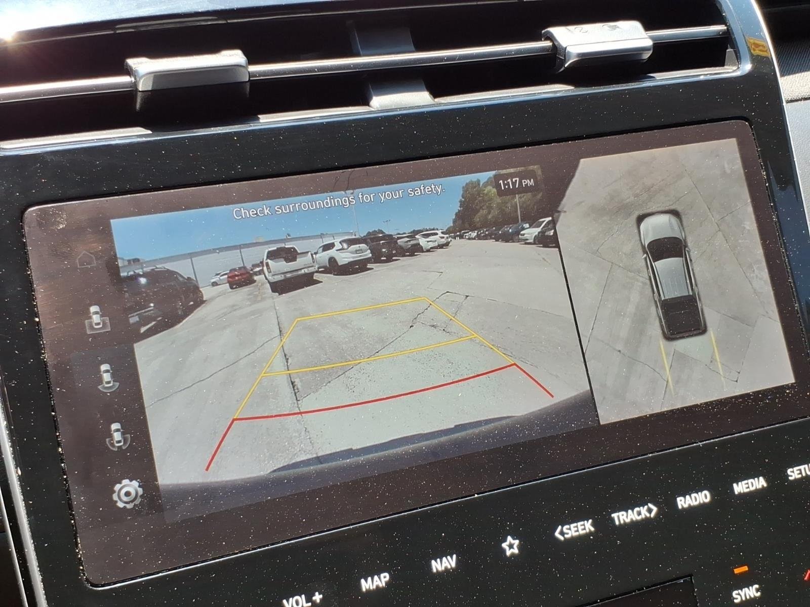 Used 2022 Ice White Hyundai Limited image 18