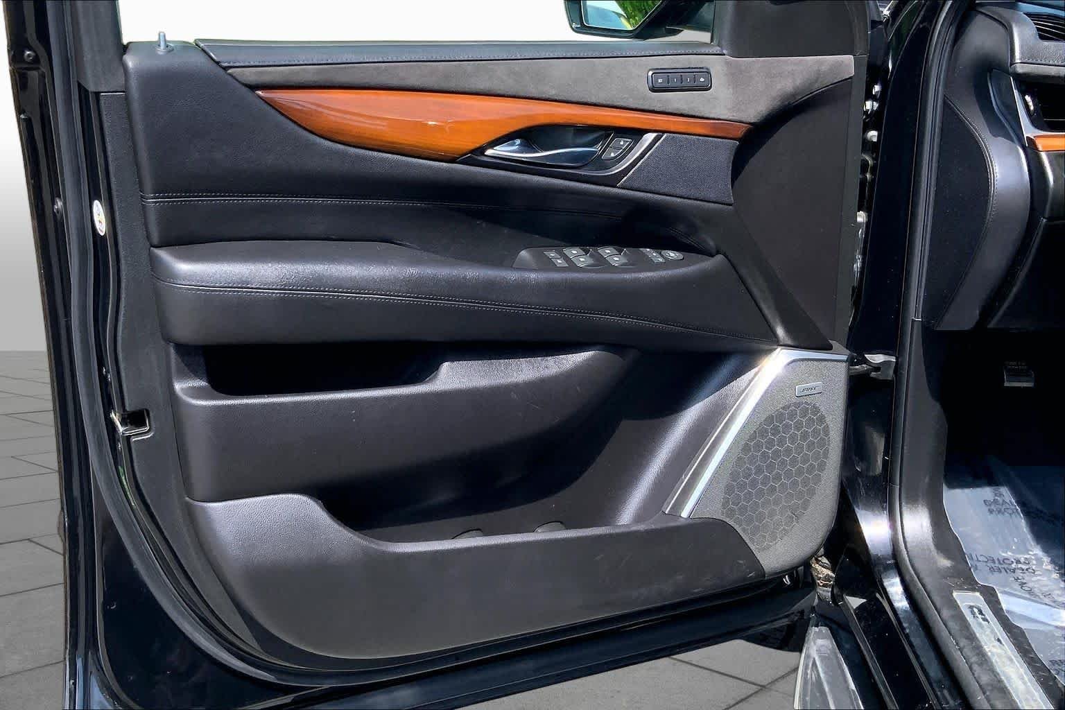 Certified Used 2020 Black Raven Cadillac Luxury image 24