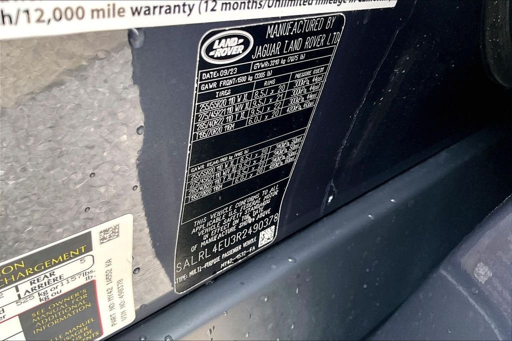 Used 2024 Blue Land Rover Dynamic SE image 31