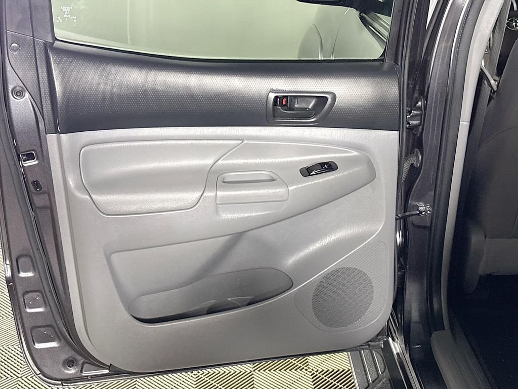 Used 2015 Gray Toyota PreRunner image 18