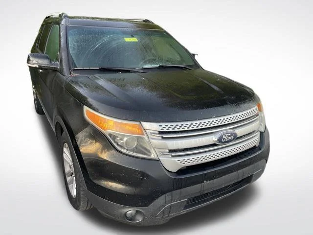Used 2015 Black Ford XLT image 3