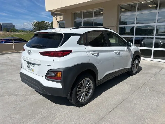 Used 2020 White Hyundai SEL image 3