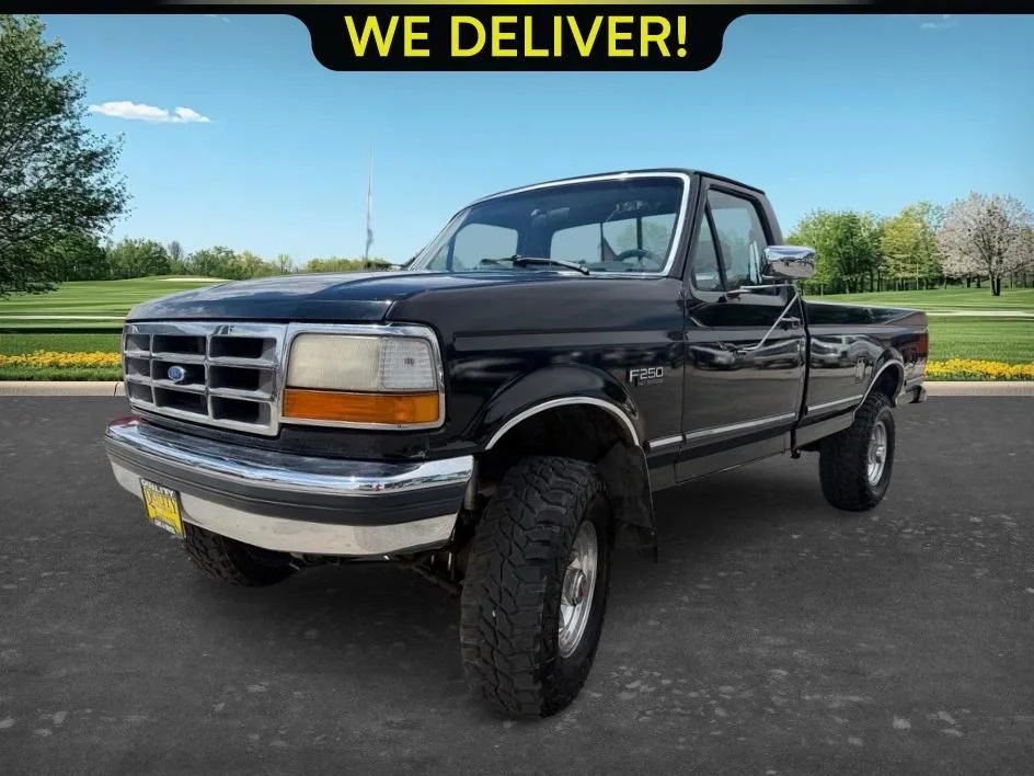 Used 1992  Ford Custom HD image 1