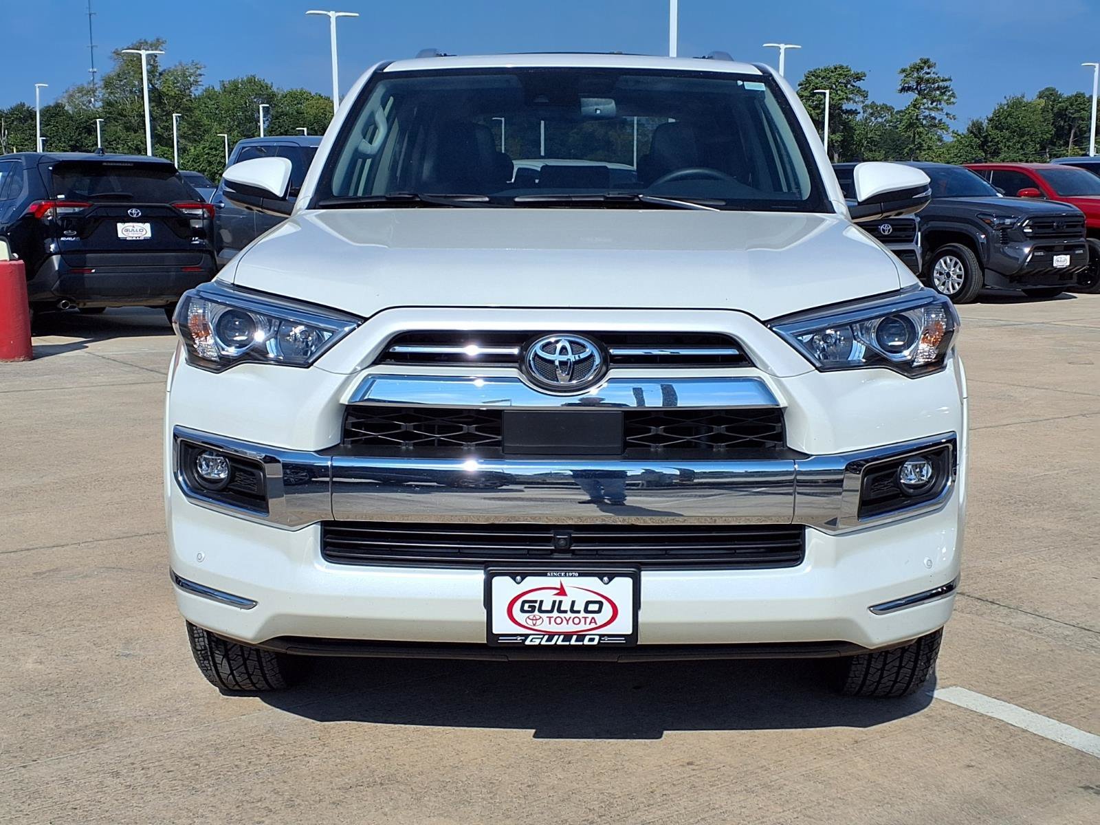 Certified Used 2022 Blizzard Pearl Toyota Limited image 4