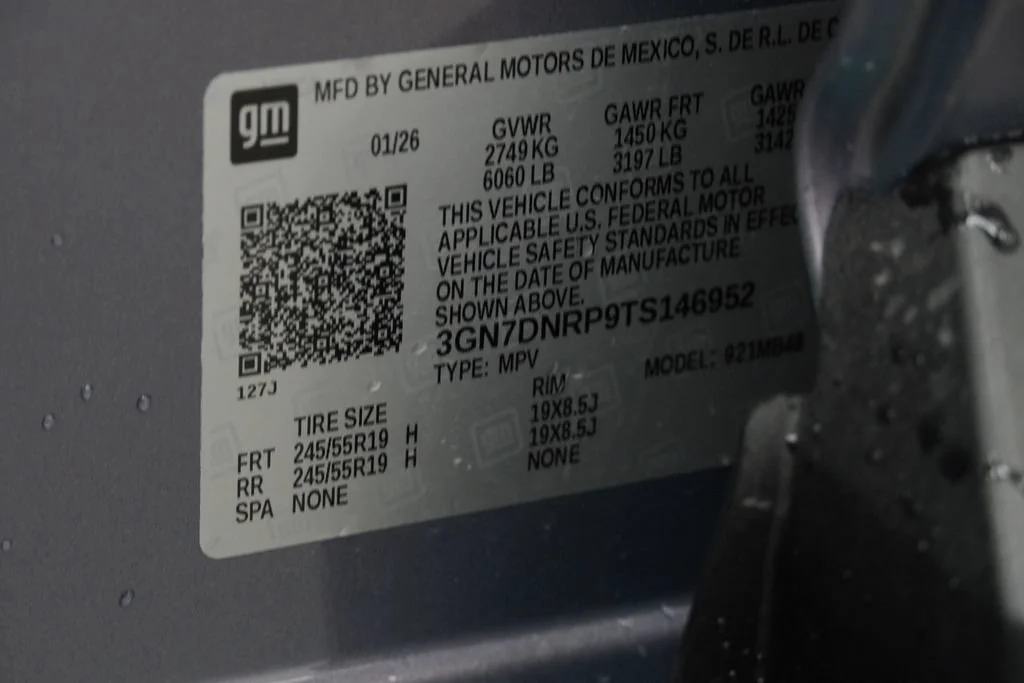 New 2026 Galaxy Gray Metallic Chevrolet LT image 41