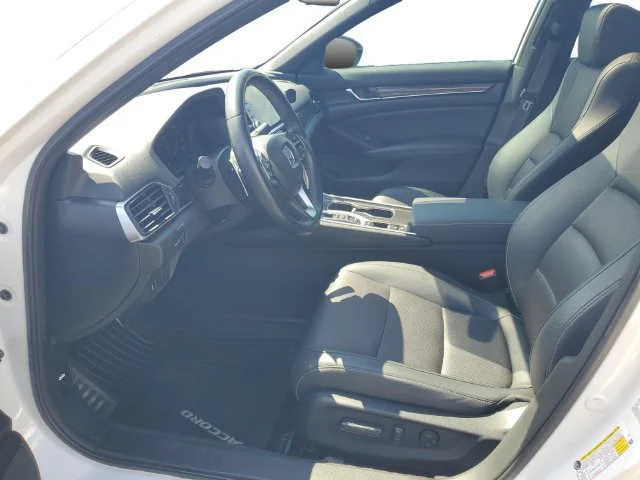 Used 2021  Honda Sport image 9