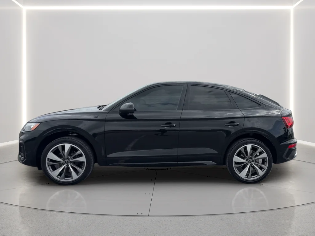 Used 2024  Audi Premium Plus image 8