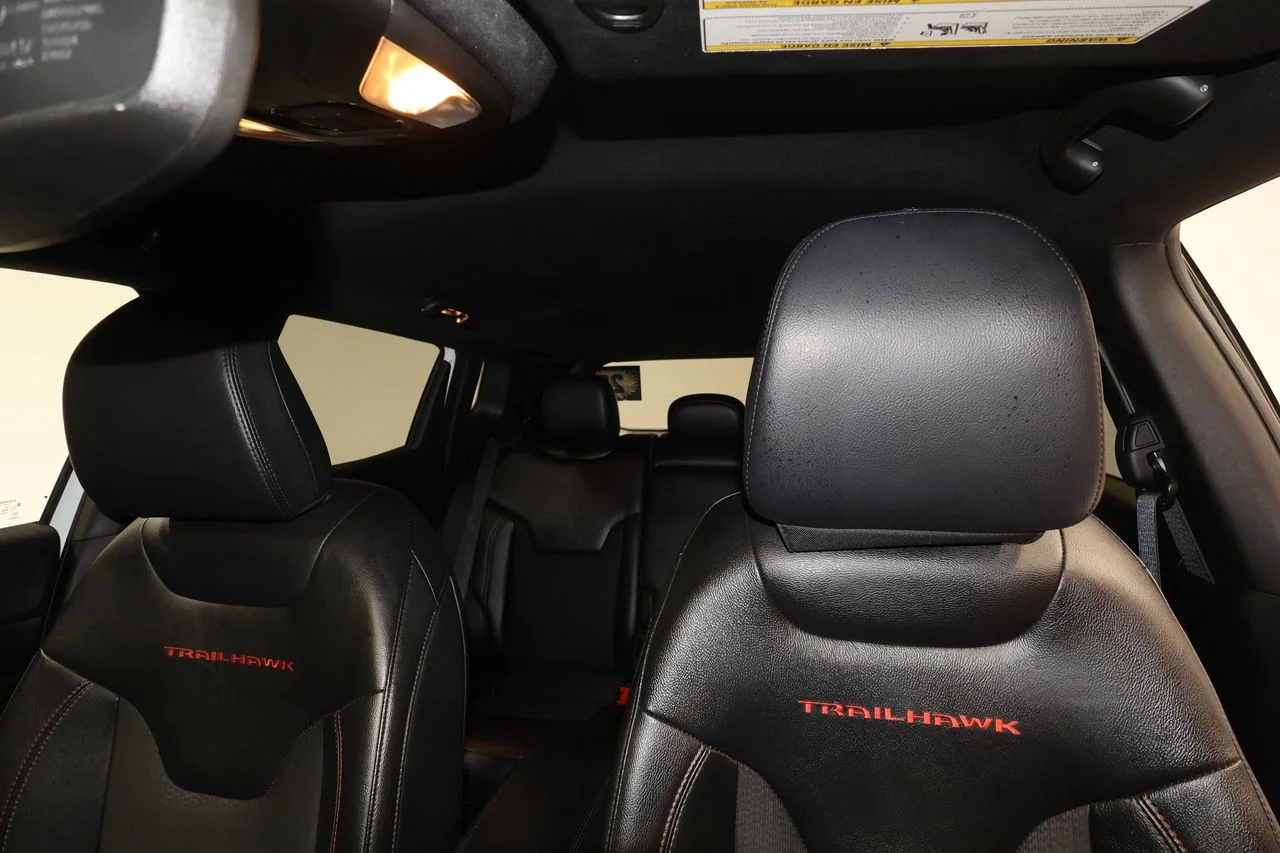 2025 Jeep Compass Trailhawk - Photo 17