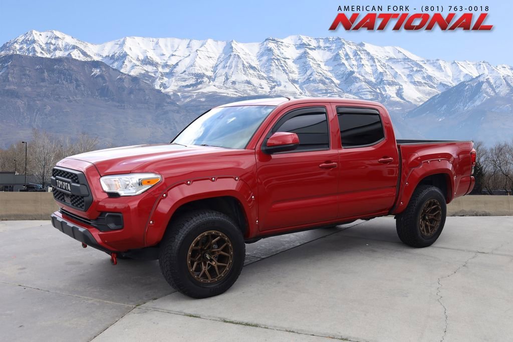2023 Toyota Tacoma SR Double Cab 4WD V6 Auto Short Bed's photo