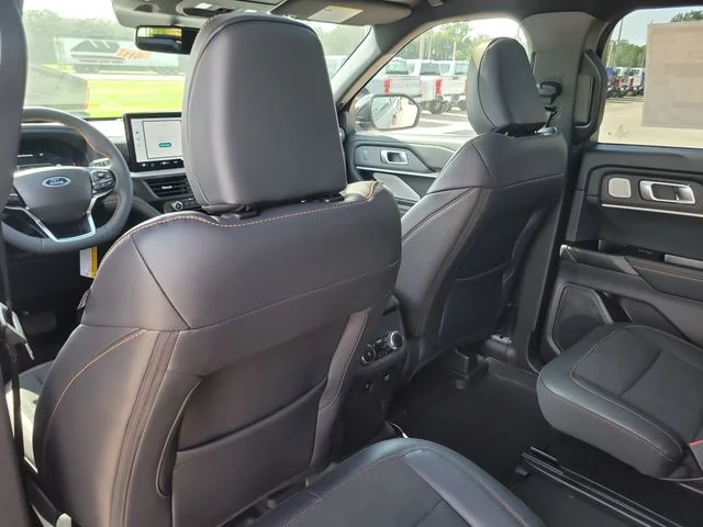 New 2027 Gray Metallic Ford Tremor image 13