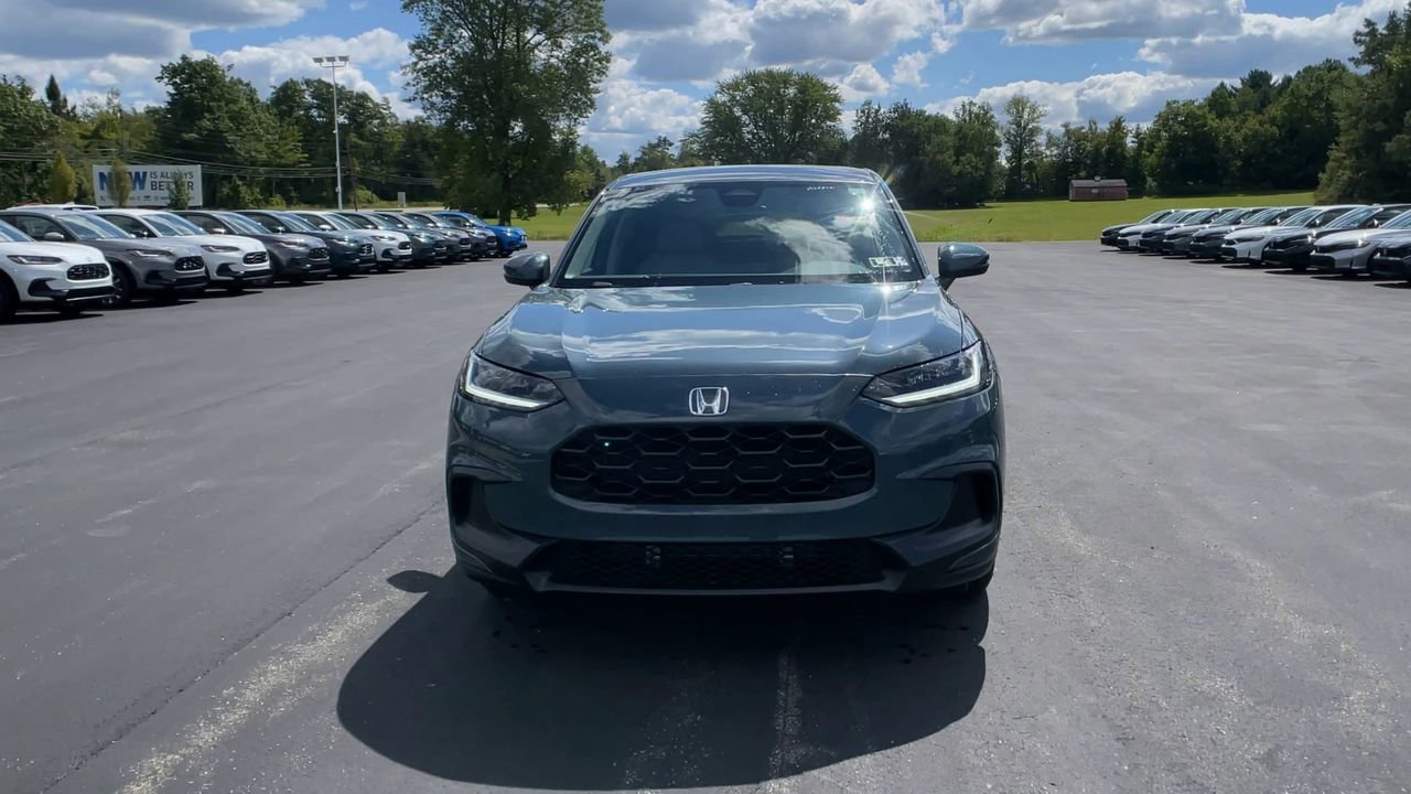 2026 Honda HR-V LX photo 3