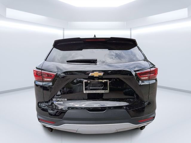 Used 2025 Black Chevrolet LT image 4