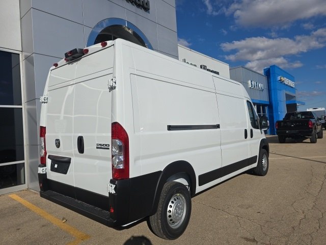 2026 Ram ProMaster 2500 photo 4
