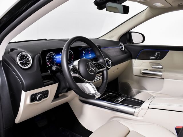 Certified Used 2025 Black Mercedes-Benz GLA 250 image 21