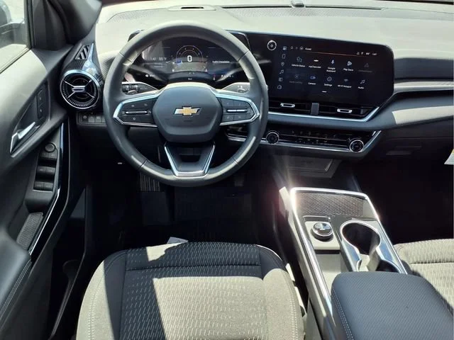 New 2027 Sterling Gray Metallic Chevrolet LT image 2