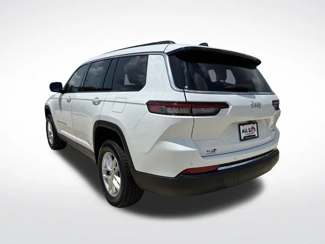 New 2026 White Jeep Laredo X image 5